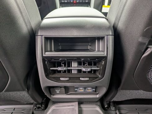 New 2026 Jeep Grand Cherokee Laredo X AWD/4WD image 21