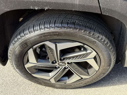 Used 2023 Hyundai Tucson Limited AWD/4WD image 8