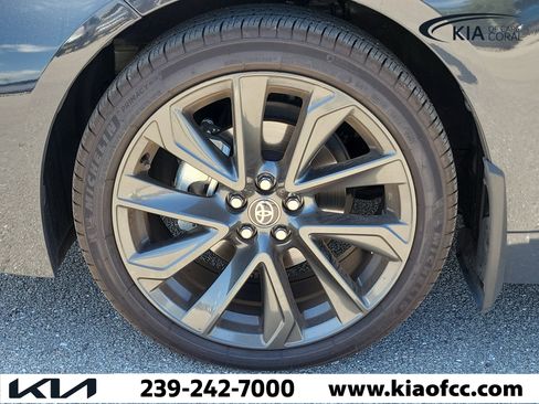 Used 2026 Toyota Corolla SE w/ SE Package FWD image 7