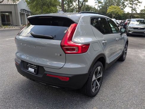 New 2026 Volvo XC40 B5 Plus w/ Protection Package Premier image 4