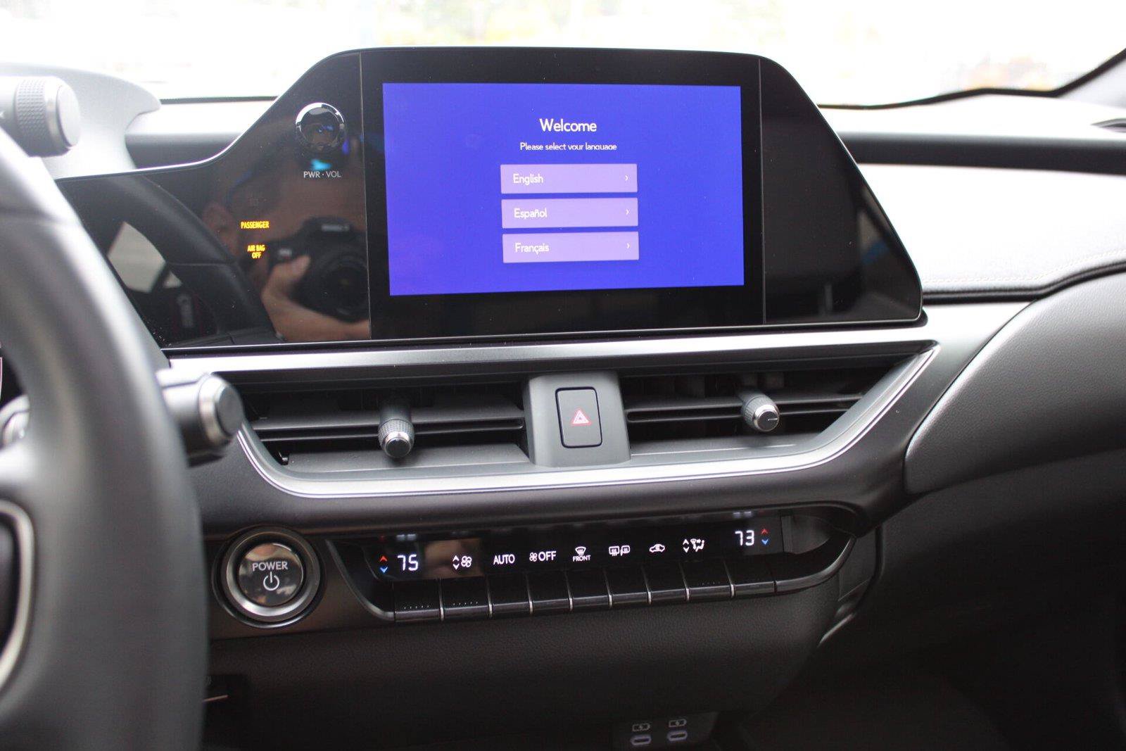 Used 2024 Lexus UX 250h F Sport AWD/4WD image 27