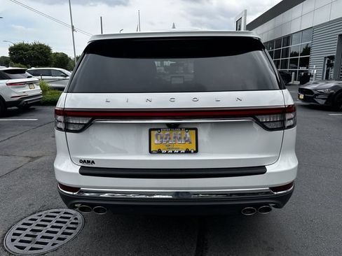 Certified 2023 Lincoln Aviator AWD w/ Premium Package image 6