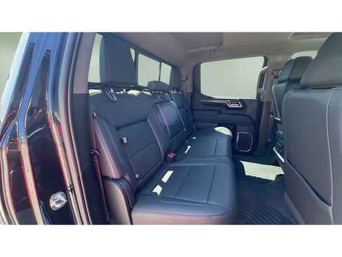 Certified 2023 Chevrolet Silverado 1500 LTZ AWD/4WD image 31