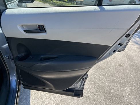 Used 2023 Toyota Corolla Cross LE image 36