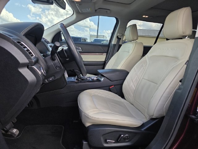 Used 2018 Ford Explorer Platinum AWD/4WD image 13