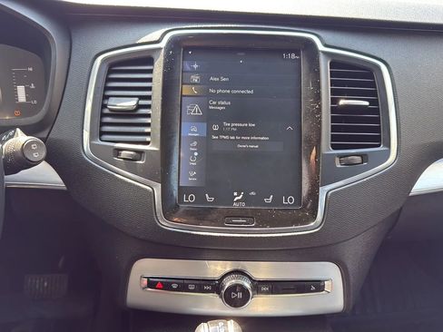 Used 2018 Volvo XC90 T5 Momentum w/ Convenience Package AWD/4WD image 14