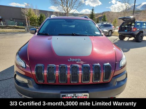 Used 2018 Jeep Cherokee Trailhawk w/ Quick Order Package 27L AWD/4WD image 10