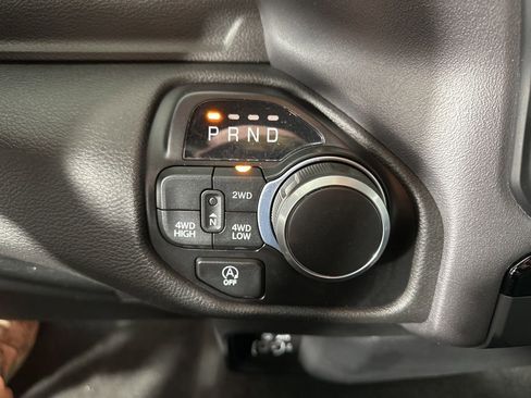 Used 2023 RAM 1500 Big Horn AWD/4WD image 17