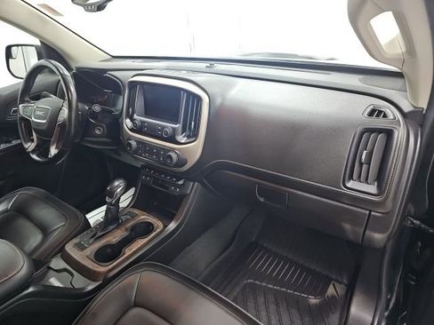 Used 2022 GMC Canyon Denali image 11