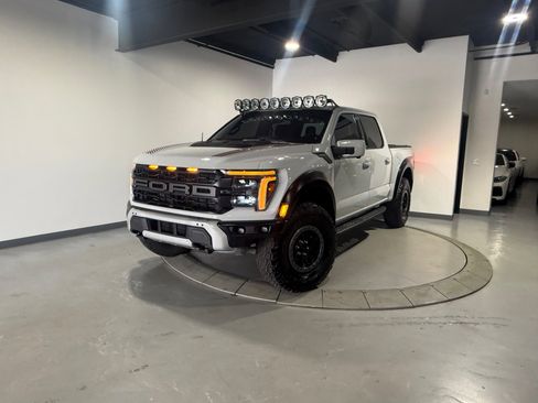 Used 2024 Ford F150 Raptor image 4