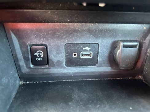 Used 2024 Nissan Sentra S FWD image 36