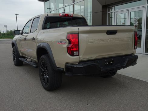 Used 2023 Chevrolet Colorado Trail Boss w/ Technology Package AWD/4WD image 3