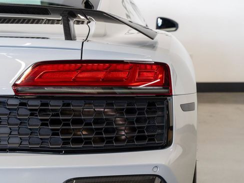 Used 2020 Audi R8 V10 performance image 14