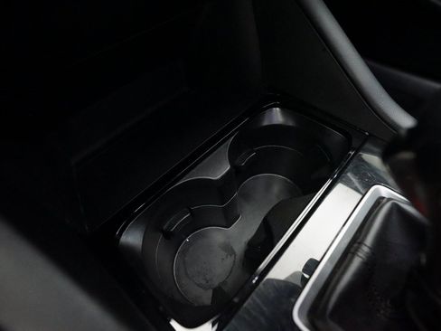 Used 2024 MAZDA MAZDA3 s image 17