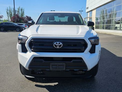 Used 2024 Toyota Tacoma SR RWD image 2