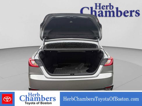Used 2026 Toyota Camry SE w/ Convenience Package AWD/4WD image 4