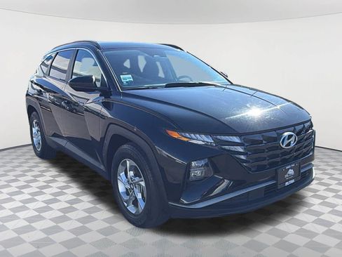 Used 2024 Hyundai Tucson SEL FWD image 3
