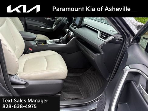 Used 2021 Toyota RAV4 XLE Premium AWD/4WD image 19