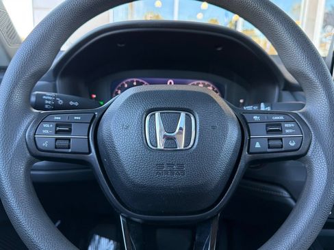 Certified 2025 Honda Accord SE image 22