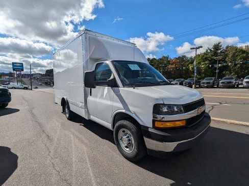 New 2024 Chevrolet Express 3500 w/ Power Convenience Package RWD image 7