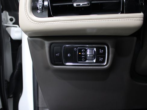 Used 2023 Lincoln Aviator Reserve w/ Equipment Group 201A AWD/4WD image 9