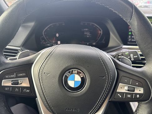 Used 2022 BMW X5 xDrive40i w/ Parking Assistance Package image 19