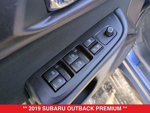 Used 2019 Subaru Outback 2.5i Premium image 13