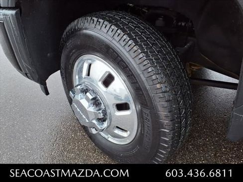 Used 2024 GMC Sierra 3500 Denali w/ Denali Reserve Package image 11