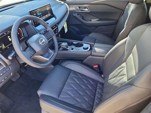 New 2026 Nissan Rogue Platinum w/ Platinum Premium Package image 7