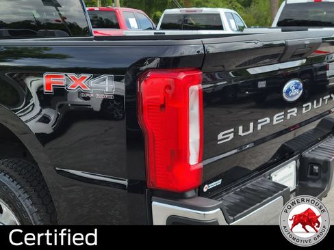 Used 2025 Ford F250 XLT w/ FX4 Off-Road Package AWD/4WD image 12