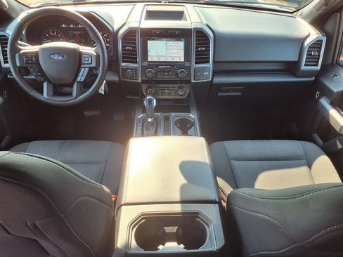 Used 2019 Ford F150 XLT w/ Equipment Group 302A Luxury AWD/4WD image 11