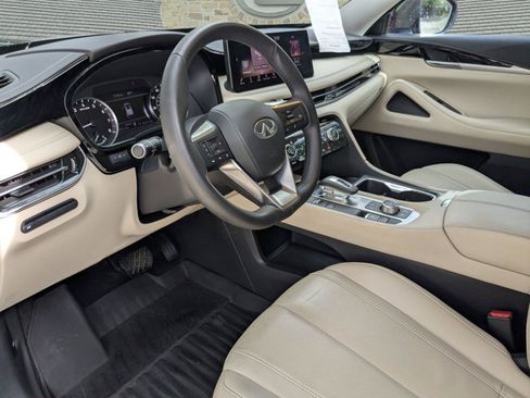 Used 2025 INFINITI QX60 Pure w/ Cargo Package FWD image 6