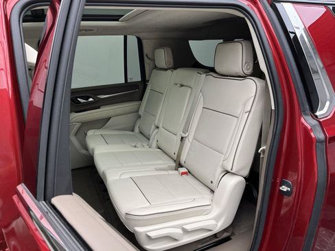 Certified 2021 GMC Yukon XL Denali w/ Denali Premium Package AWD/4WD image 13