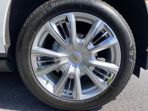 Used 2024 Chevrolet Tahoe High Country w/ Premium Package AWD/4WD image 13
