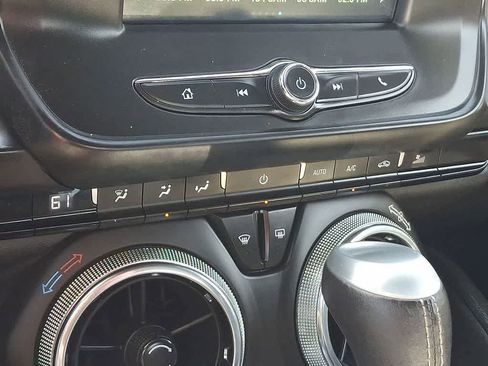 Used 2017 Chevrolet Camaro LT image 19