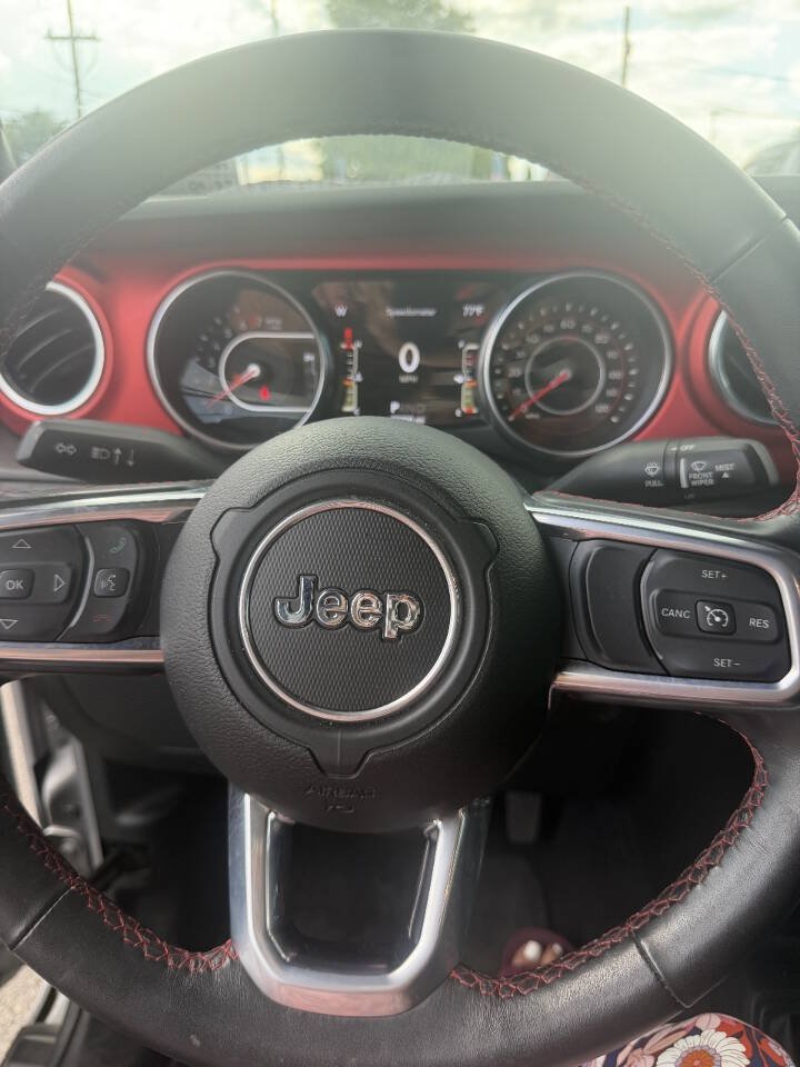 Used 2020 Jeep Gladiator Rubicon AWD/4WD image 12