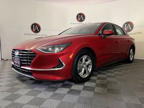 Used 2020 Hyundai Sonata SE image 2