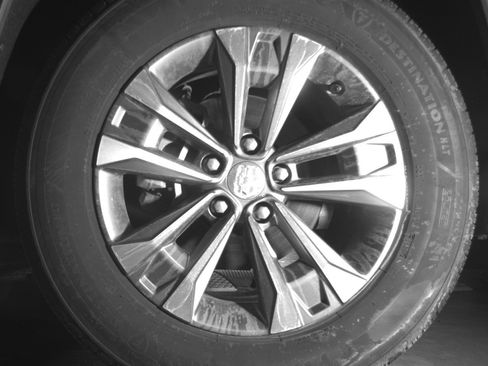 Used 2025 Chevrolet Equinox LT FWD image 12
