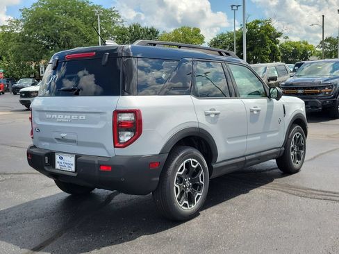 New 2026 Ford Bronco Sport Outer Banks w/ Outer Banks Tech Package+ AWD/4WD image 4