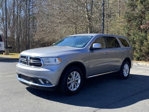 Used 2020 Dodge Durango SXT w/ 3rd Row Seating Group image 5
