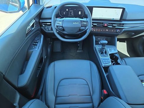 New 2026 Kia Sportage SX image 7