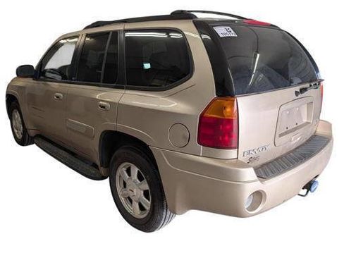 Used 2004 GMC Envoy SLT AWD/4WD image 3