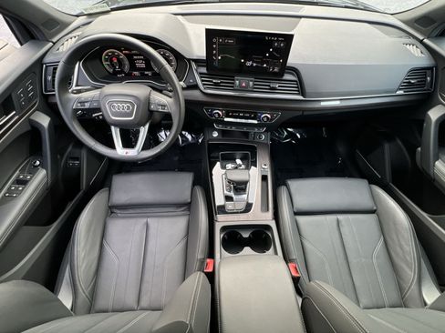 Used 2024 Audi Q5 e Premium Plus AWD/4WD image 28