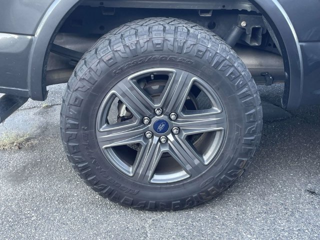 Used 2020 Ford F150 XLT w/ Equipment Group 302A Luxury AWD/4WD image 8
