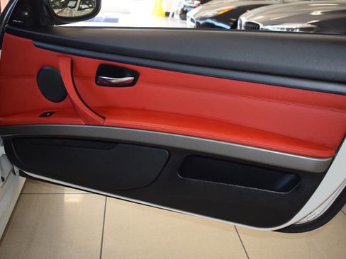 Used 2013 BMW 335is Convertible image 12