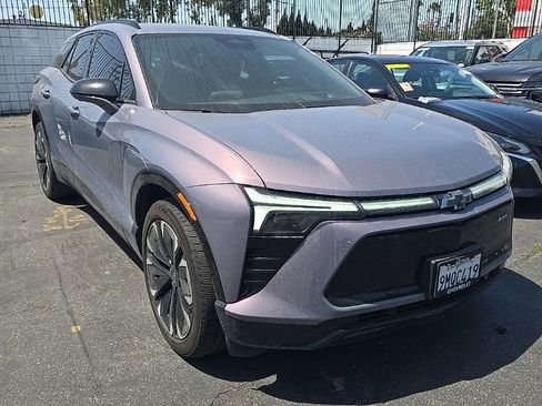 Used 2024 Chevrolet Blazer EV RS RWD image 2