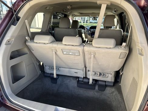 Used 2017 Honda Odyssey EX-L image 57