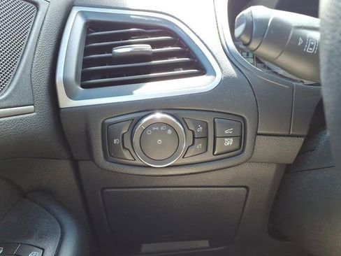 Used 2023 Ford Edge SEL w/ Convenience Package AWD/4WD image 13