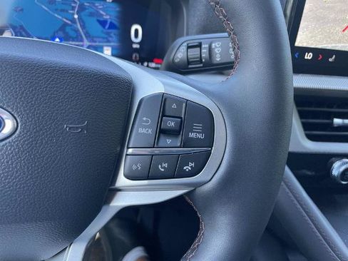 New 2026 Ford Explorer Active AWD/4WD image 25