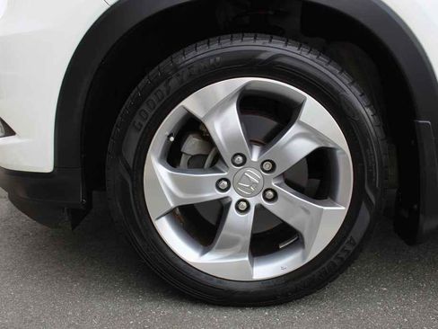 Used 2018 Honda HR-V LX image 27